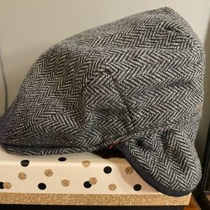 Woolrich flat cap with ear flaps size large